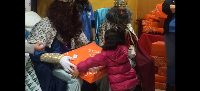 Visita de los Reyes Magos a la Fundación Rondilla